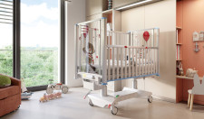 Pädiatriebett tom 2